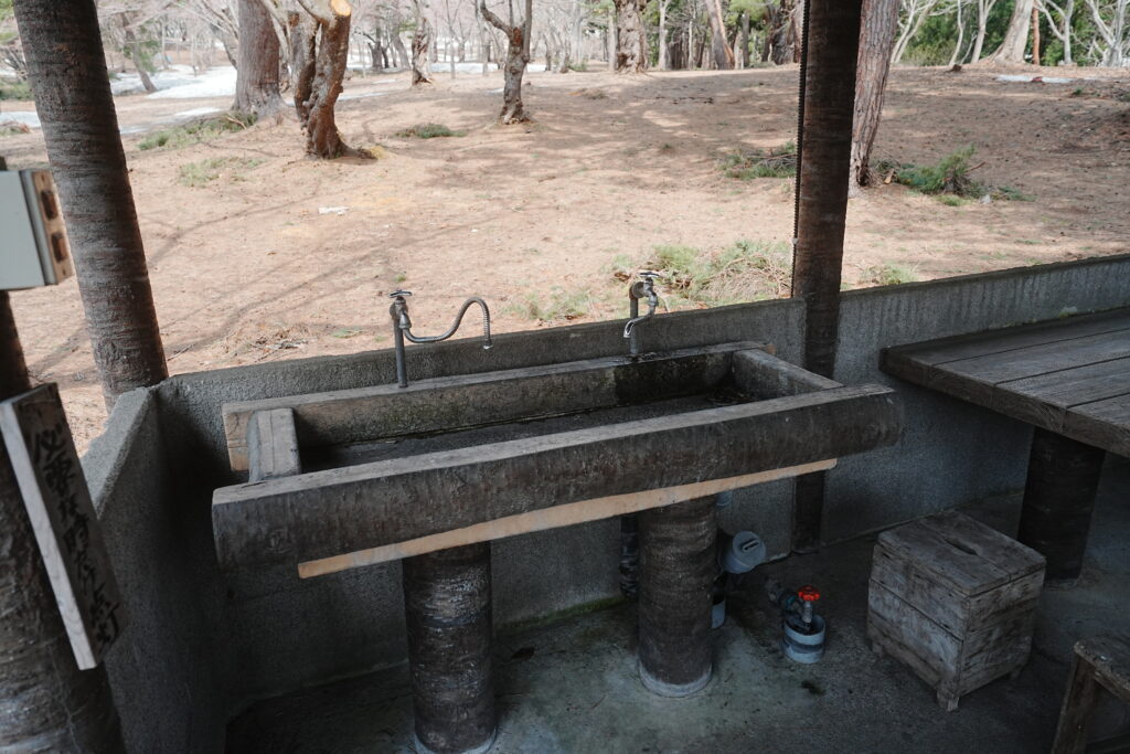 岩木山桜林公園キャンプ場・下側炊事場2
