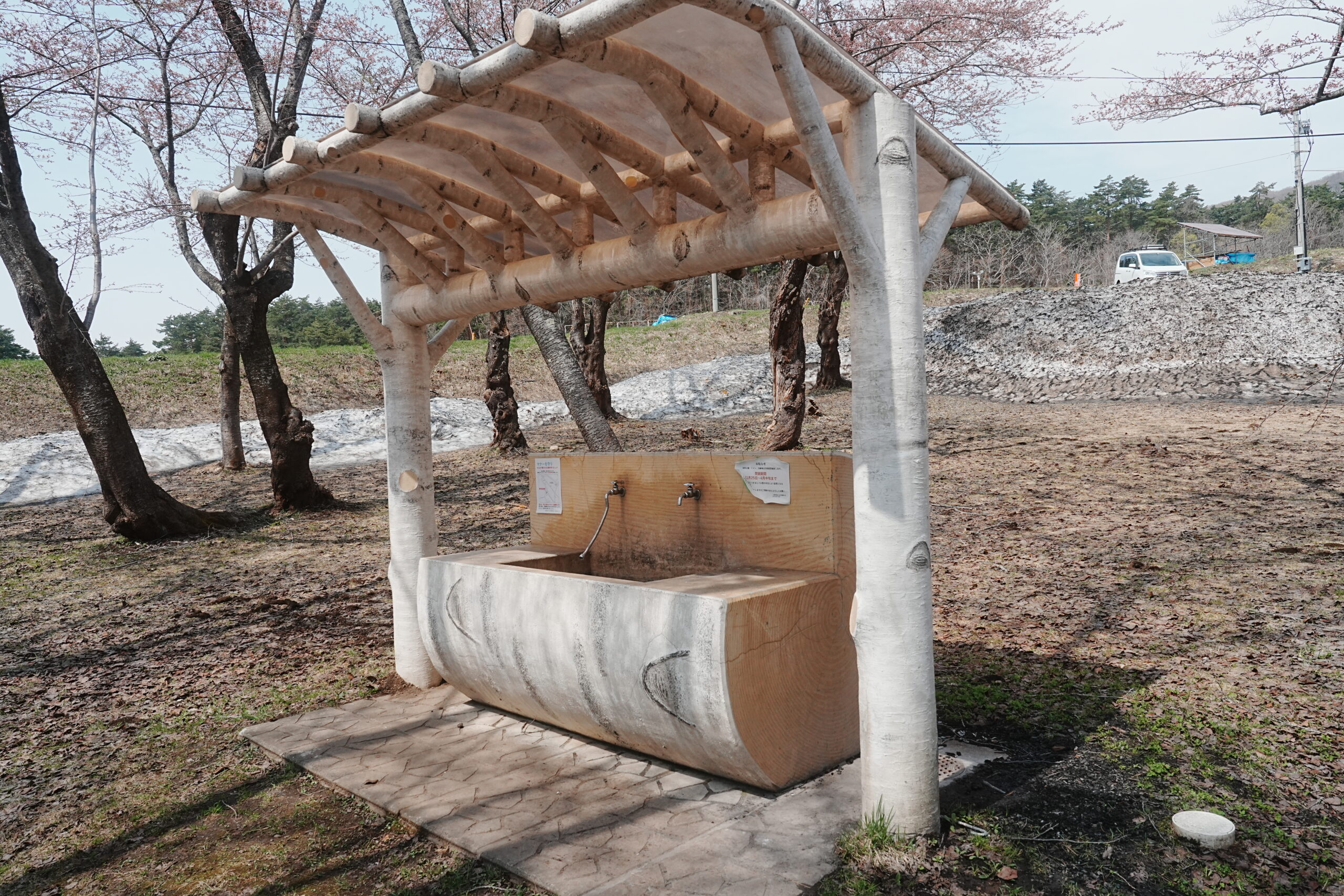 岩木山桜林公園キャンプ場・上側炊事場