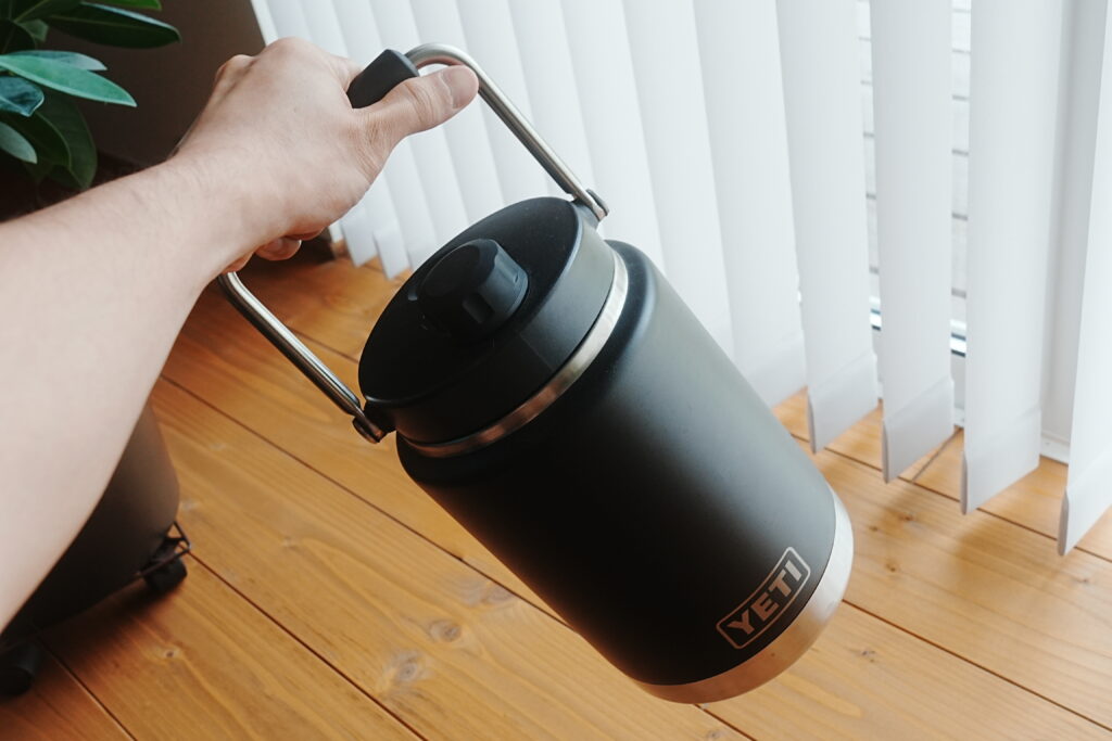YETI JUG