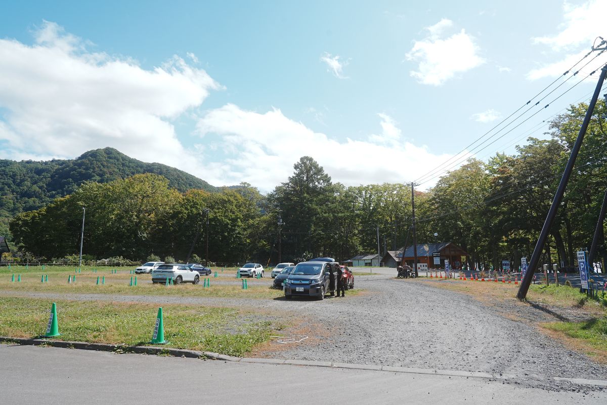 仲洞爺キャンプ場・駐車場