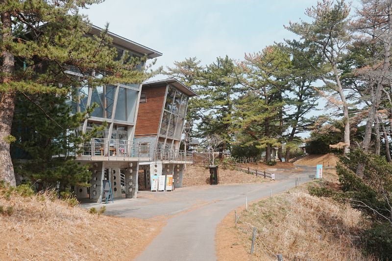 神割崎キャンプ場・管理棟外観１
