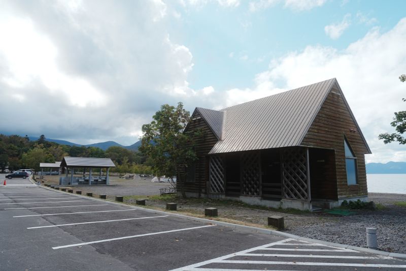 モラップキャンプ場・旧トイレ