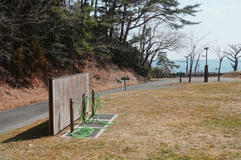 休暇村気仙沼大島キャンプ場・ウッドデッキ