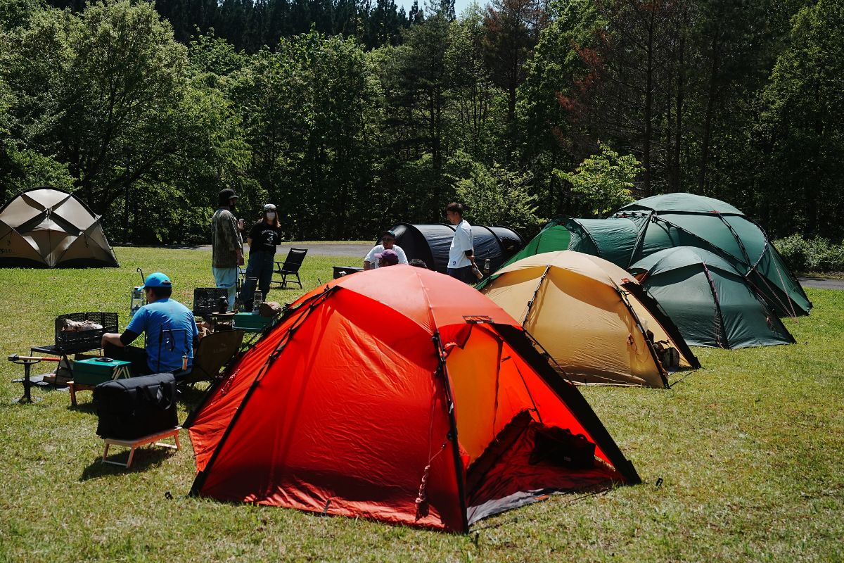 ヒルバーグ スタイカ オールカラー 秋田県立中央公園 THE CAMP