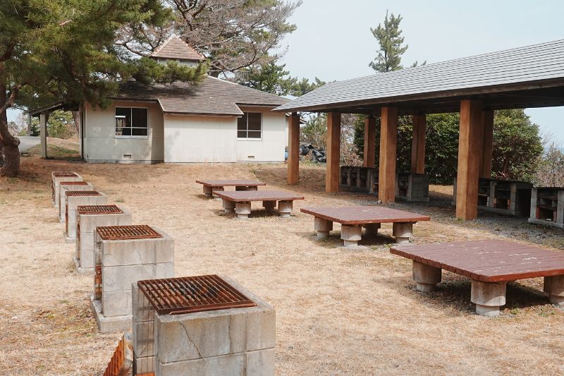 神割崎キャンプ場・BBQ広場