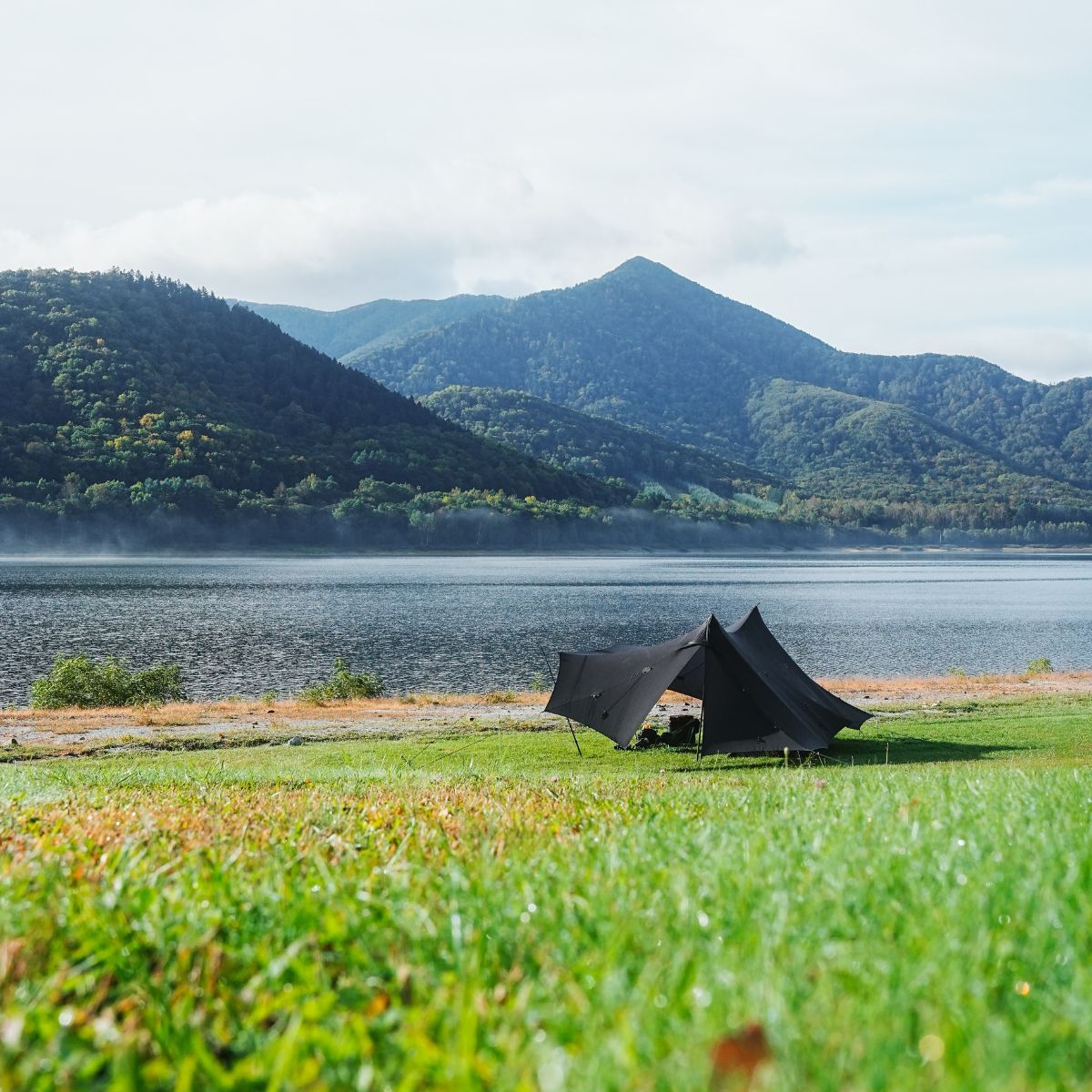 かなやま湖畔キャンプ場 アイキャッチ 景色