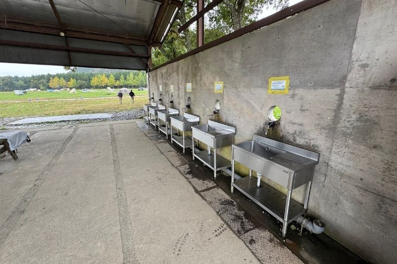 ふもとっぱらキャンプ場 センターハウス 炊事場