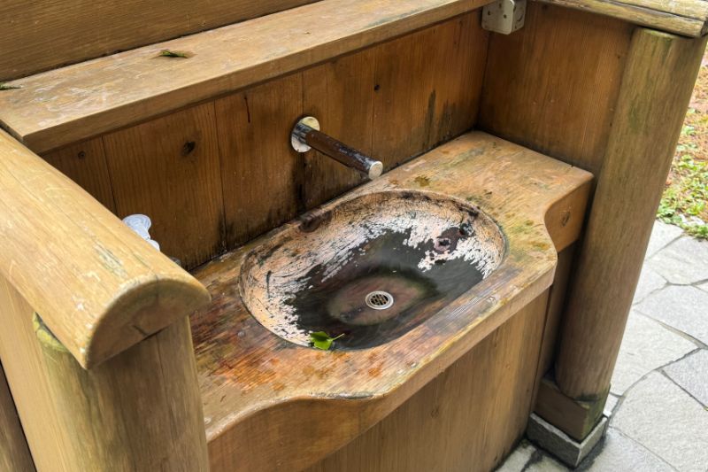 ふもとっぱらキャンプ場 金山キャビン 横 トイレ 洗面台