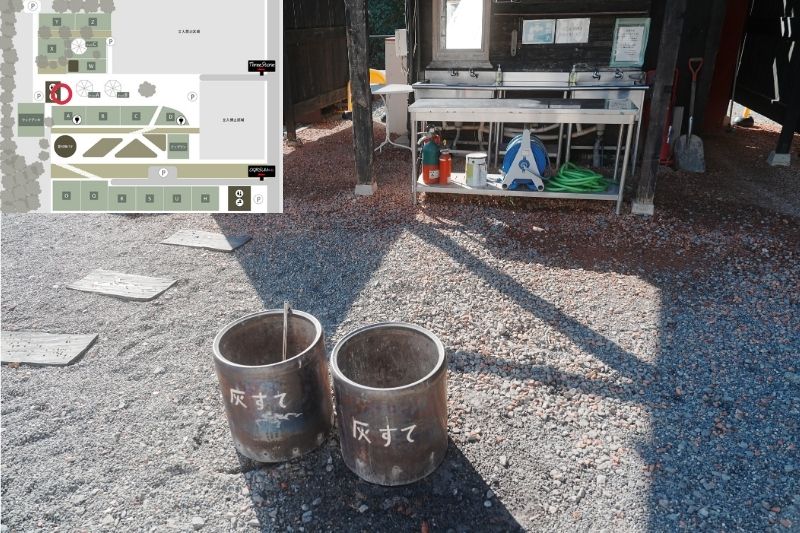 スリーストーンキャンプ場　A〜D ウッドデッキ　W〜Zサイト　灰捨て缶