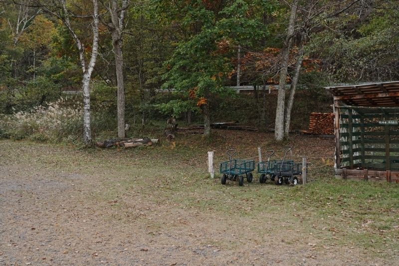 姫木平ホワイトバーチキャンプフィールド　リヤカー