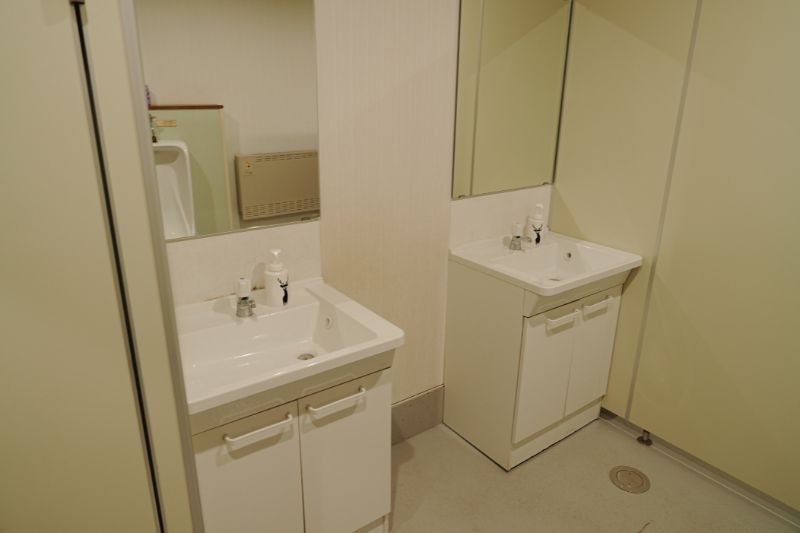 姫木平ホワイトバーチキャンプフィールド　トイレ　手洗場