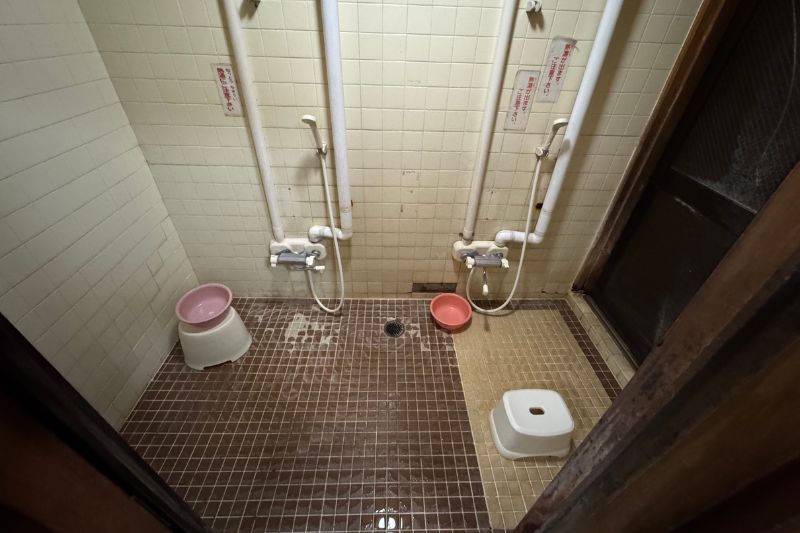 とことん山キャンプ場　シャワー