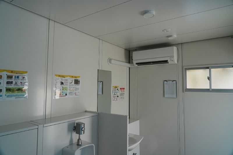 IZUMI PEAK BASE　ビューエリア　トイレ　内観３　エアコン