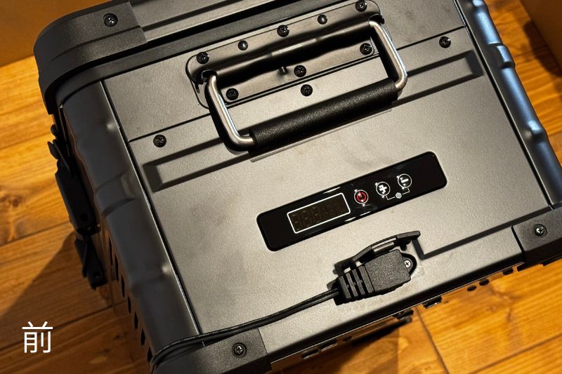 ICECO APL20 BK　給電ソケット２　装着例