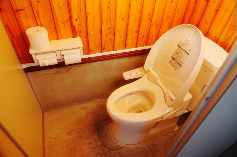 北海道　とままえ夕陽ヶ丘オートキャンプ場　トイレ　内観２