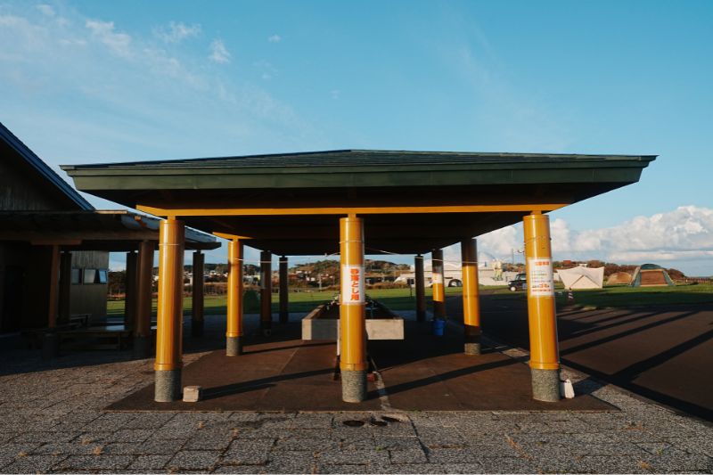 北海道　とままえ夕陽ヶ丘オートキャンプ場　炊事場　外観