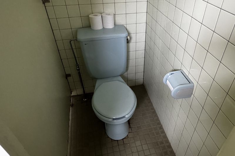 奈曽川河川公園キャンプ場　トイレ３