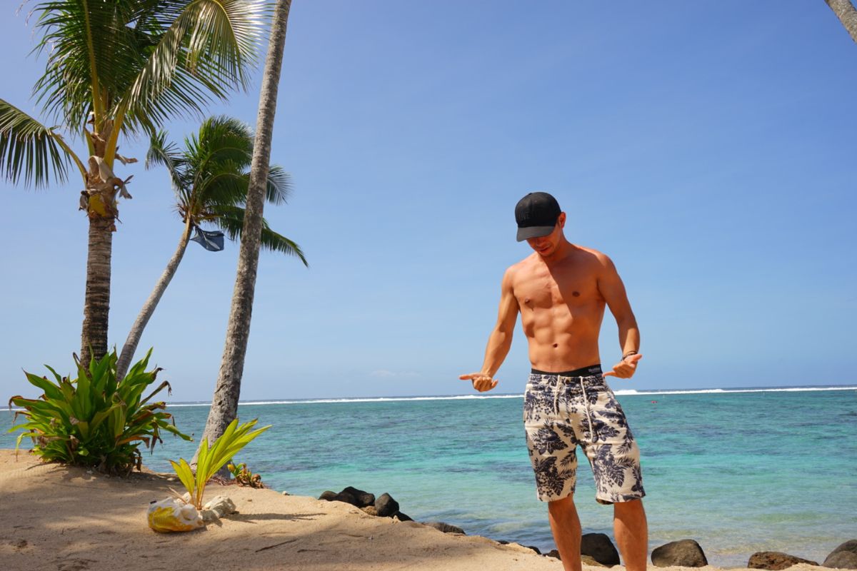 肉体改造　フィットネス　トレーニング　筋肉　シックスパック　自己効力感　イメージ２