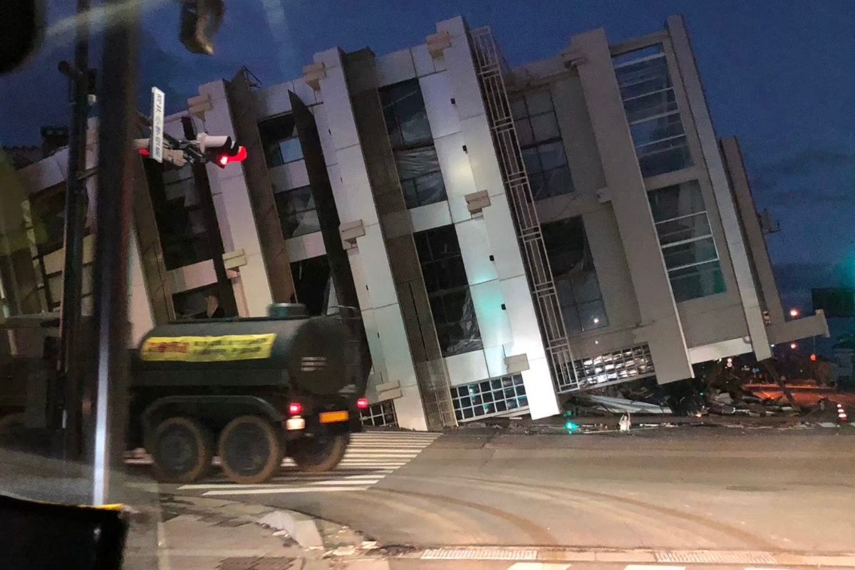 防災　地震　災害　キャンプ　用品　道具　ギア