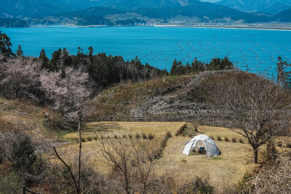 Snow Peak 陸前高田キャンプフィールド　アイキャッチ　広田湾　ヒルバーグ　アトラス