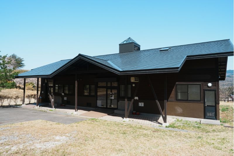 Snow Peak 陸前高田キャンプフィールド　サニタリー棟　外観