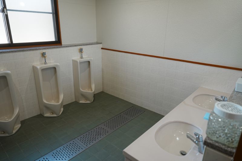 Snow Peak 陸前高田キャンプフィールド　サニタリー棟　トイレ２