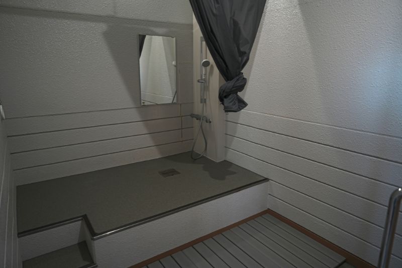 Snow Peak 陸前高田キャンプフィールド　サニタリー棟　シャワー２
