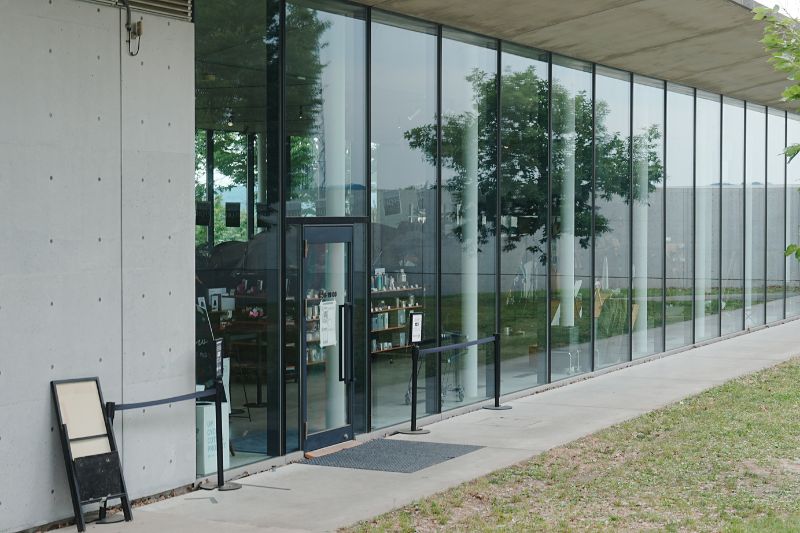 snowpeak headquarters campfield（スノーピーク ヘッドクォーターズ）　入り口２