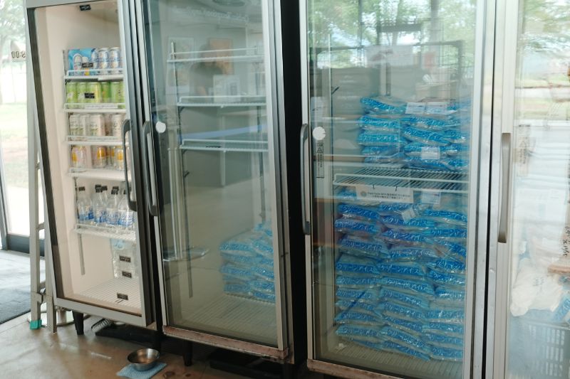 snowpeak headquarters campfield（スノーピーク ヘッドクォーターズ）　ストア　飲食料品