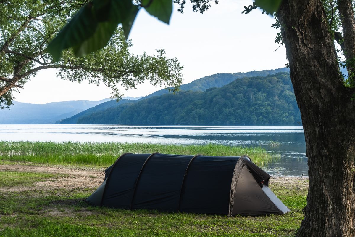 早稲沢浜キャンプ場 景色 桧原湖 アイキャッチ ケロン4GT