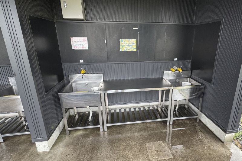 荒船キャンプフィールド パノラマビューサイト サイト上部 炊事場2